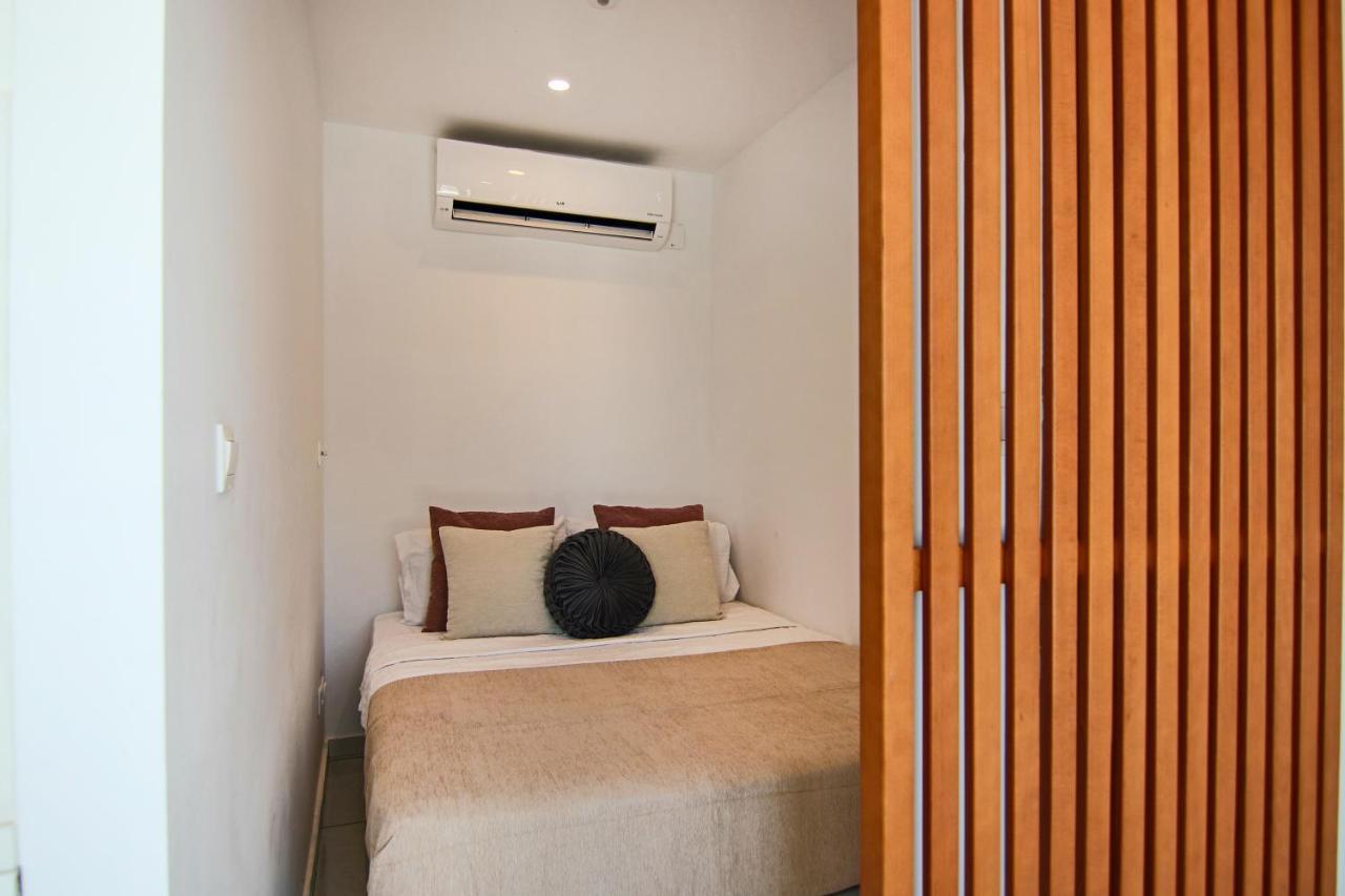 Phaedrus Living - Seaside Luxury Flat Harbour 103 Apartamento Pafos Exterior foto