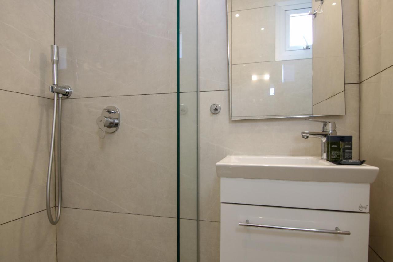 Phaedrus Living - Seaside Luxury Flat Harbour 103 Apartamento Pafos Exterior foto